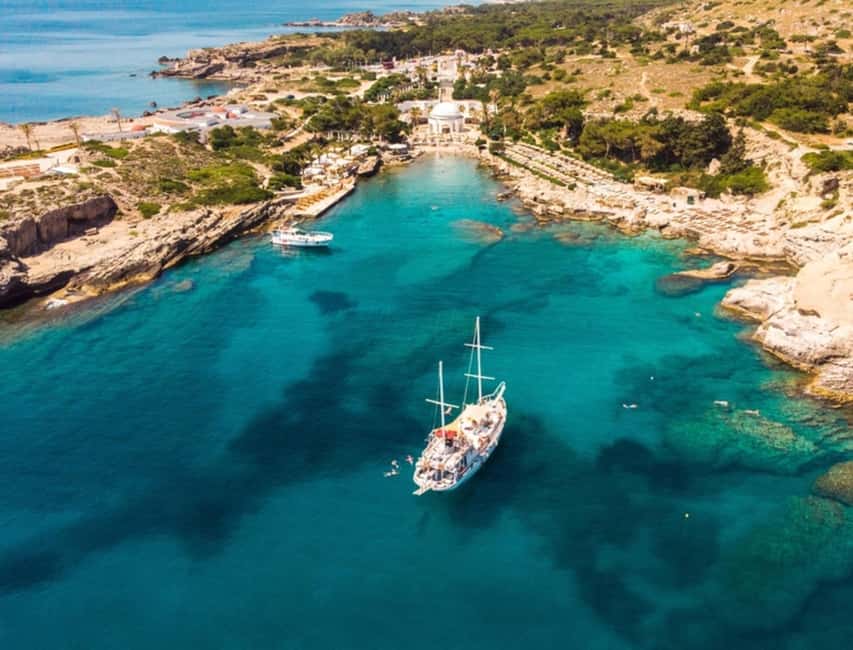 Rhodes: Sunset Cruise with Open Bar, Dinner, & Live Music - Meeting Romantika at Mandraki Port