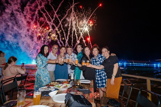 Romantic Dinner with Fireworks, Symphony & Kiss of the Sea Show - Live music, dancing, and the 21:00 finale