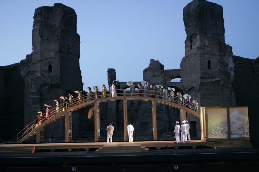 Rome: A Night at the Opera - Baths of Caracalla - The main drawbacks to keep in mind