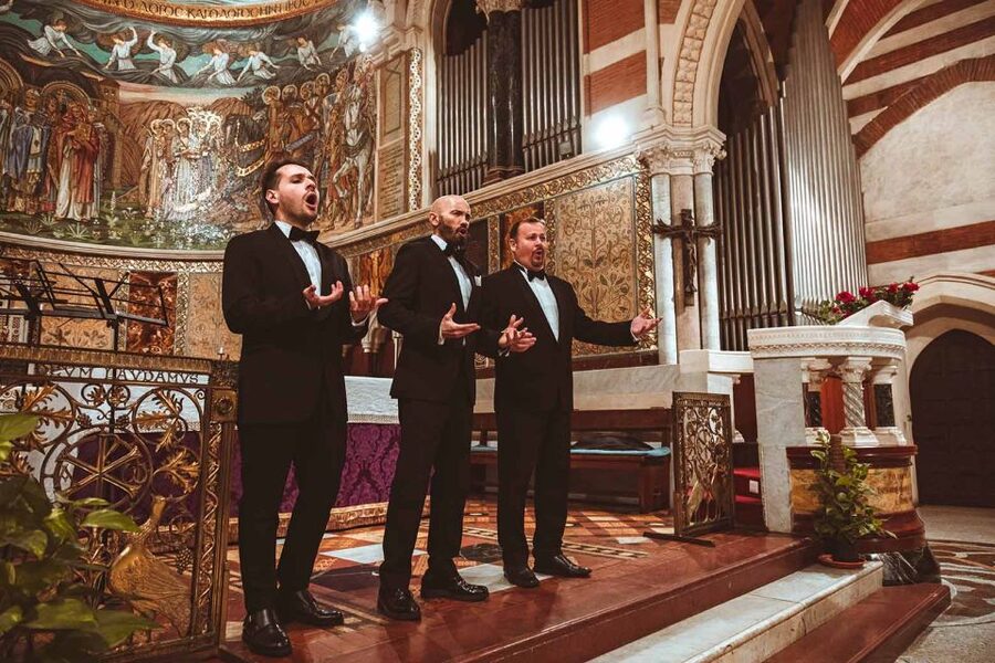 Rome: The Three Tenors at St. Paul's Church Concert Ticket - The first half: opera favorites in a church setting