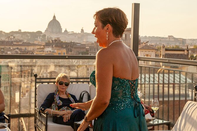 Rooftop Bar Opera Show: The Great Beauty of Rome - How the opera performance works
