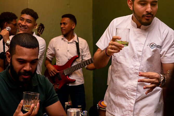 Rum & Rhythms a premium rum tasting with live music - Meeting at Orígenes Restaurante Bar at 5:00 pm