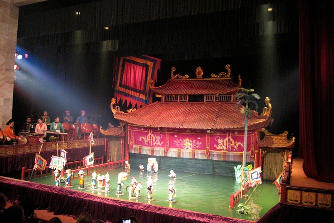 Saigon Dinner Cruise with Live Music Ho Chi Minh– Group Tour - Checking In at Bach Dang Pier