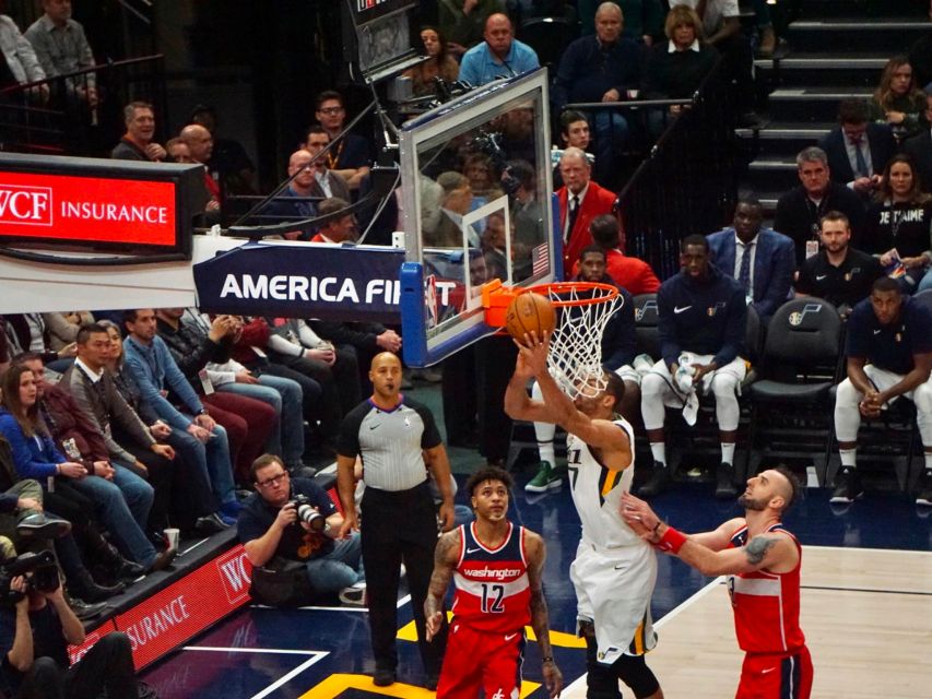 Salt Lake City: Utah Jazz Basketball Game Ticket - Why the crowd is part of the attraction