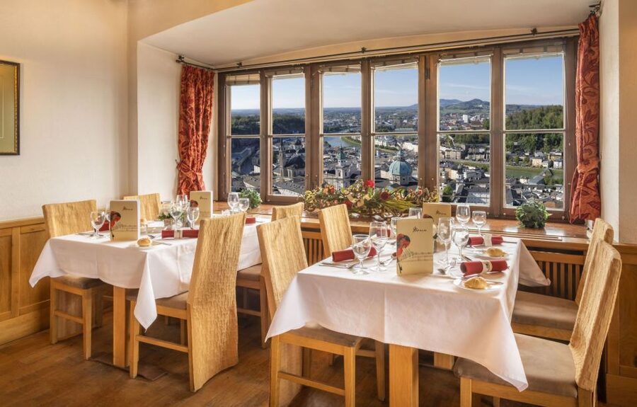 Salzburg: Best of Mozart Fortress Concert and Dinner - The Golden Hall and the concert program