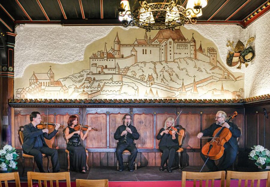 Salzburg: Best of Mozart Fortress Concert and Dinner - Choosing between Classic, VIP, and Golden VIP