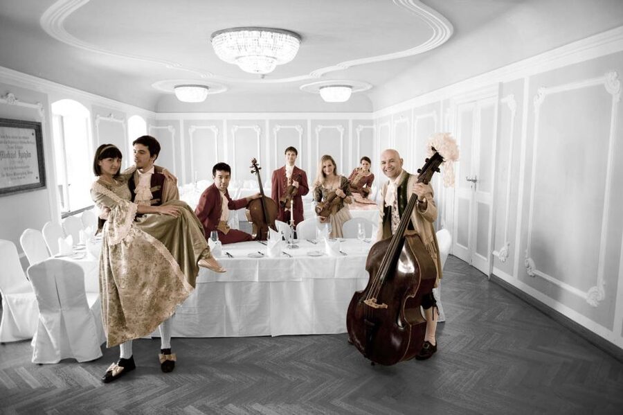 Salzburg: Mozart Concert with Dinner - How the Mozart performance unfolds