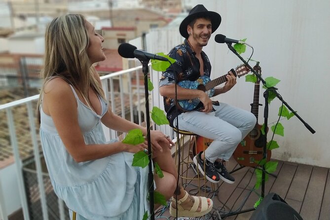 Secret Concert and Tasting in Valencia - Two short performances by emerging musicians
