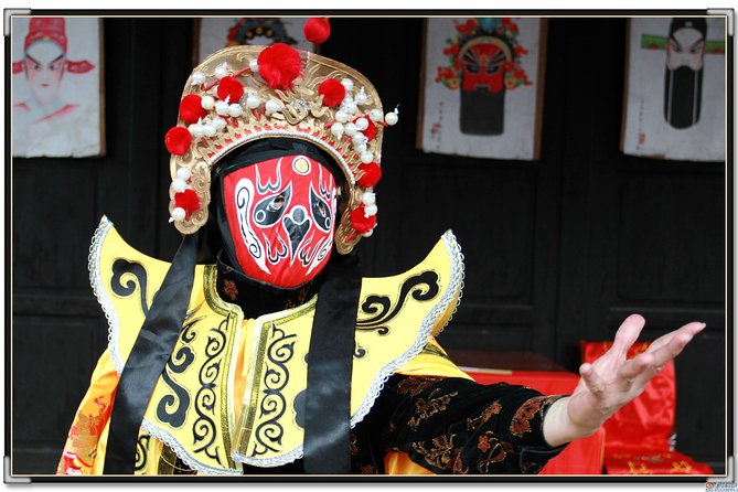 Skip the Line: Sichuan Opera Chengdu Ticket - Why face-changing makes this Chengdu show special