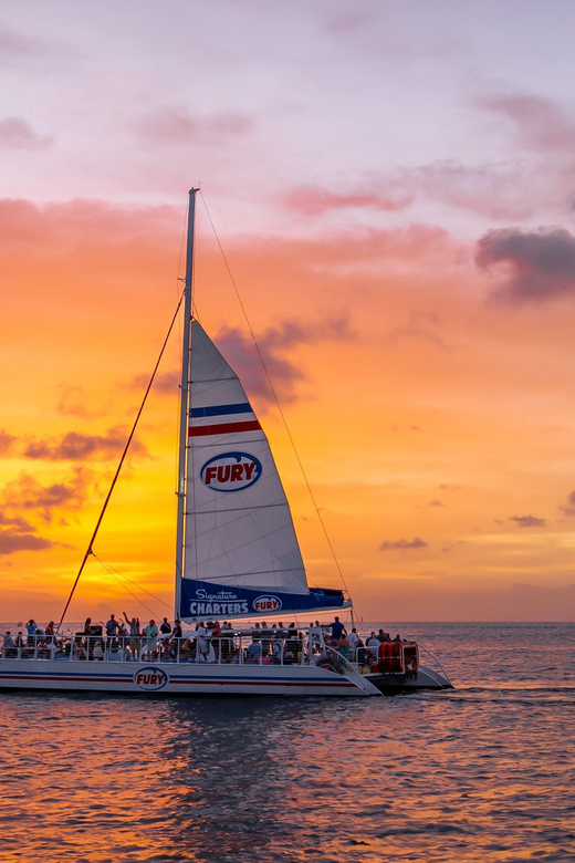 St Augustine: Nights of Lights Sail w Live Music& Sunset Opt - Who will enjoy this most