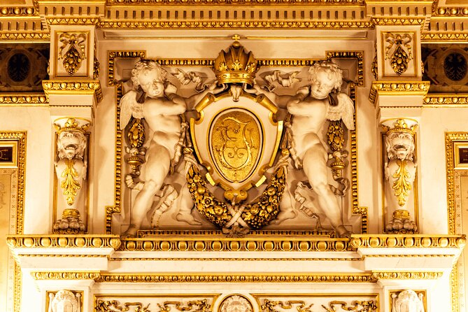 STATE OPERA - PRIVATE guided tour (tickets included) - How the Opera Ball and daily performances work