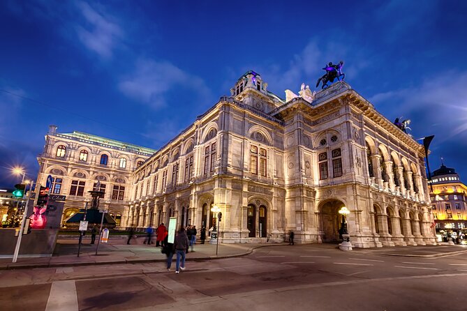 STATE OPERA - PRIVATE guided tour (tickets included) - What makes the private format worthwhile