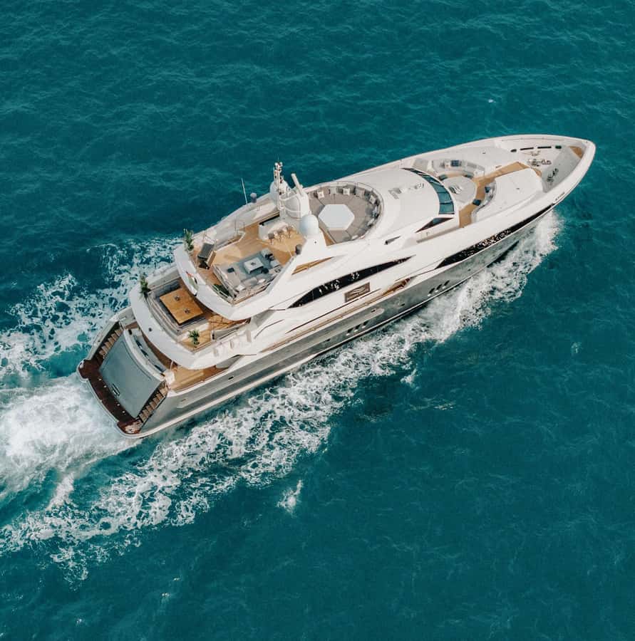 Sunseeker Superyacht: VIP Dinner, Premium Drinks& Live Music - The sushi menu is the main event