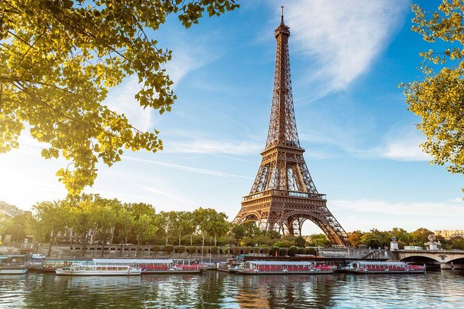 Sunset Picnic with View of Eiffel Tower and Live Music - Key points to know before booking