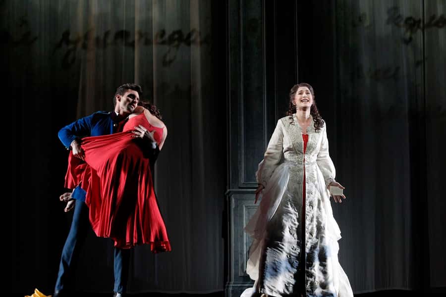 Sydney: Eugene Onegin at Sydney Opera House - Getting to the Opera House
