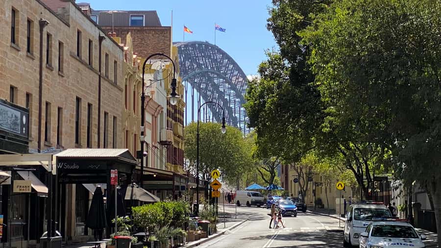 Sydney Half Day private tour: see Opera House, Bondi Beach - The Mrs Macquarie’s Point view