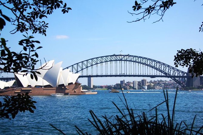 Sydney Half Day Private Tour: See Sydney Opera House and Bondi - Starting with Sydney’s oldest stories