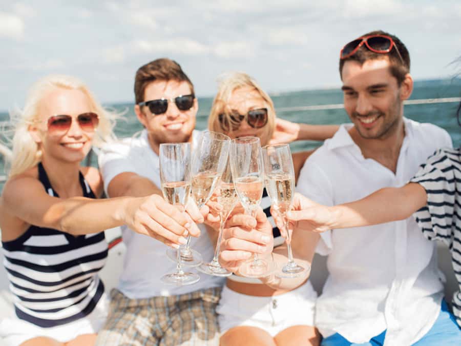 Sydney Harbour: 3-Hour Lunch Cruise with Live Music - Who will enjoy this cruise most?