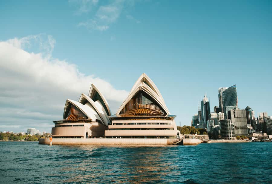 Sydney: Opera & Harbour Bridge Small-Group Kayak Tour - What Isaac adds to the outing