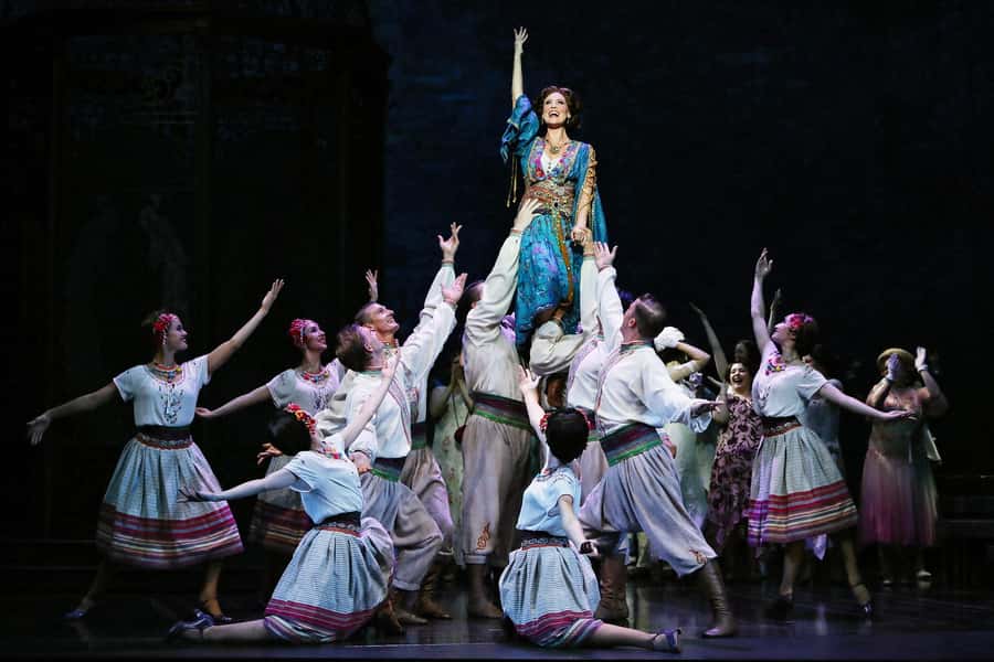 Sydney: The Merry Widow at the Sydney Opera House - Why The Merry Widow fits Sydney so well