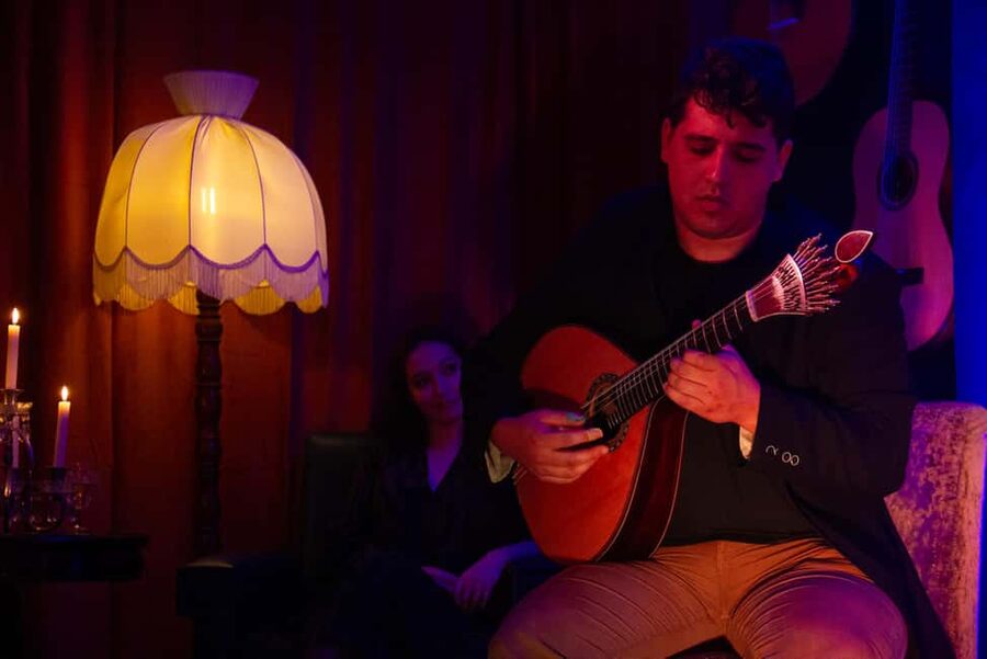 The Best of Traditional Fado at Fado do 31 - Finding Fado do 31 in Alfama