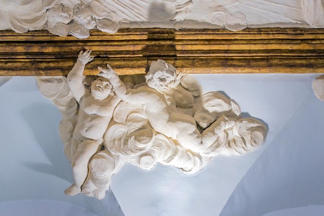 The Great Opera Arias Concert at Palazzo Poli - Trevi Fountain - The one-hour program: a friendly introduction to opera