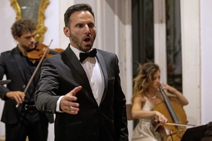 The Three Tenors in Sorrento: Opera Arias, Naples and Songs - Second half: Naples arrives on stage