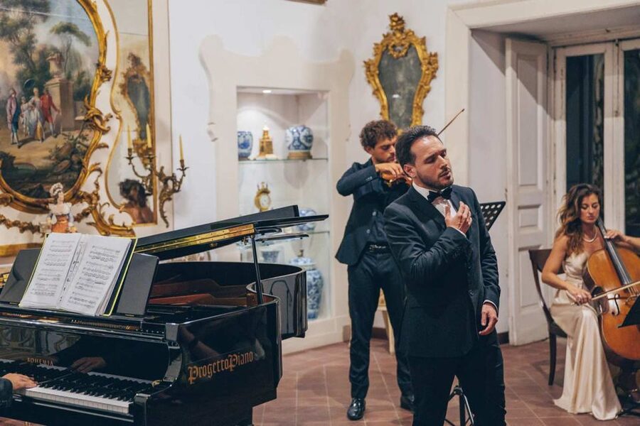 The Three Tenors in Sorrento: Opera Arias, Naples and Songs - Arriving at the Correale Museum