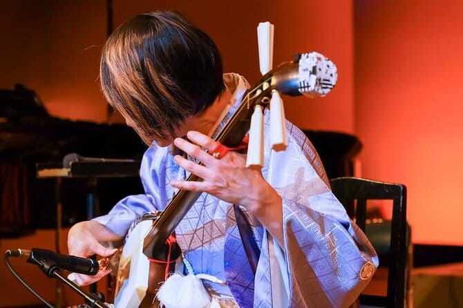 Traditional Japanese Music show & Experience Tour in Osaka - The 25-minute instrument session: from watching to playing
