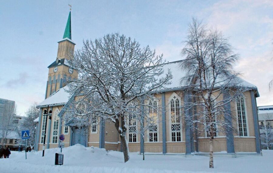 Tromsø: Midnight Concert Ticket at the Tromsø Cathedral - Is 30 minutes enough for $31?