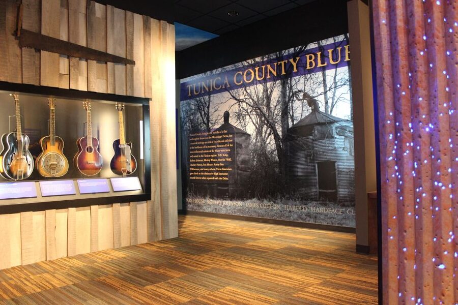 Tunica: Gateway to the Blues Museum Tour - Writing and recording your own blues song