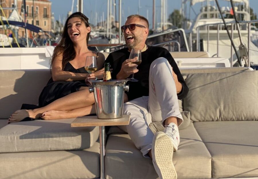 Venice: Golden Hour Cruise with Classical Music & Cocktail - Key points to know before booking