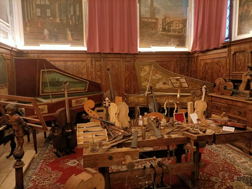 Venice: Vivaldi Baroque Concert Ticket and Free Music Museum - Who will enjoy the 80-minute performance most