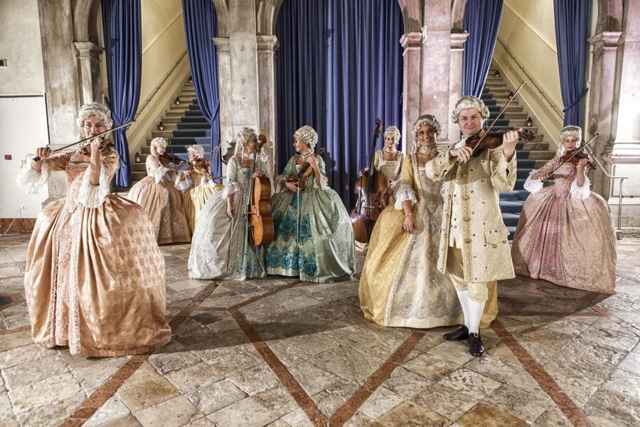 Venice: Vivaldi’s Four Seasons Live Classical Music Concert - Arriving at the venue in Venice