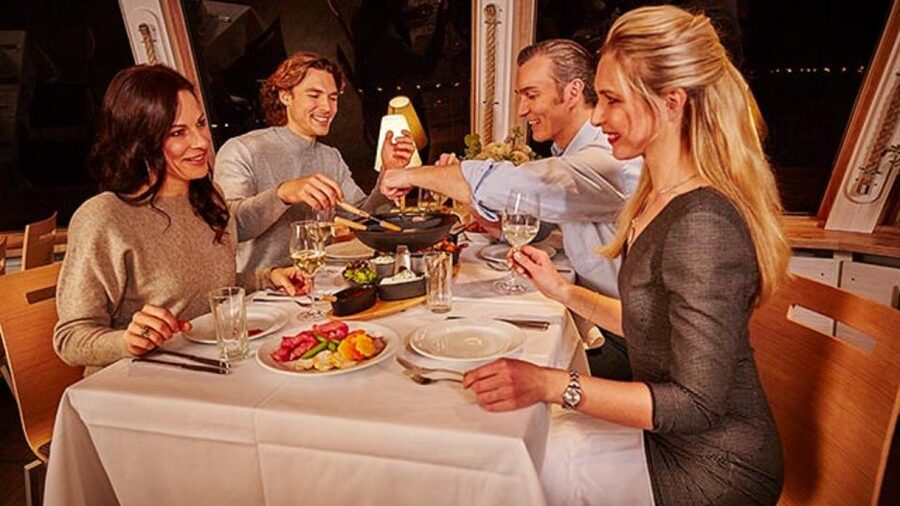 Vienna: 3.5-Hour Danube Cruise with Live Music & BBQ Buffet - Heat, comfort, and the length of the evening