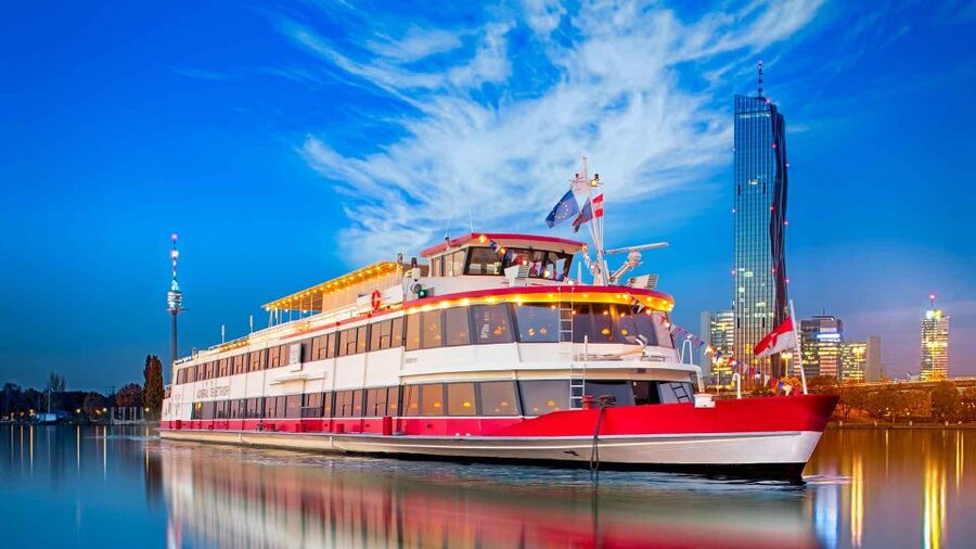 Vienna: 3.5-Hour Danube Cruise with Live Music & BBQ Buffet - Final verdict: book it for the mood, not just the view