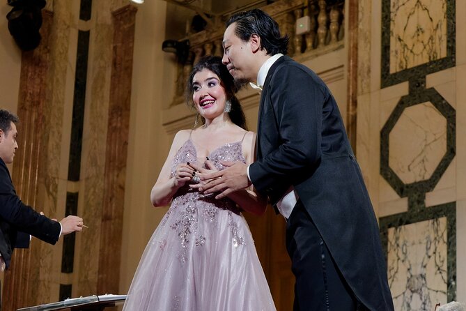 Vienna Hofburg Orchestra for Mozart and Strauss at Hofburg Palace - Opera voices, ballet, and a theatrical style