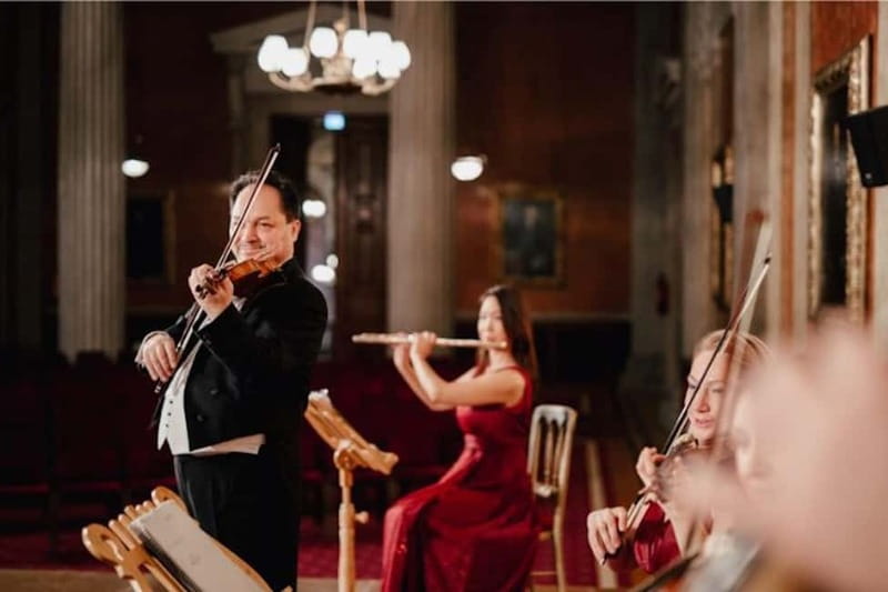 Vienna: Mozart & Strauss Classical Concert at Börse Palace - How the 90-minute schedule works