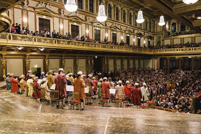 Vienna Mozart VIP Package: Concert, Dinner and Carriage Ride - The interval extras and personal introductions