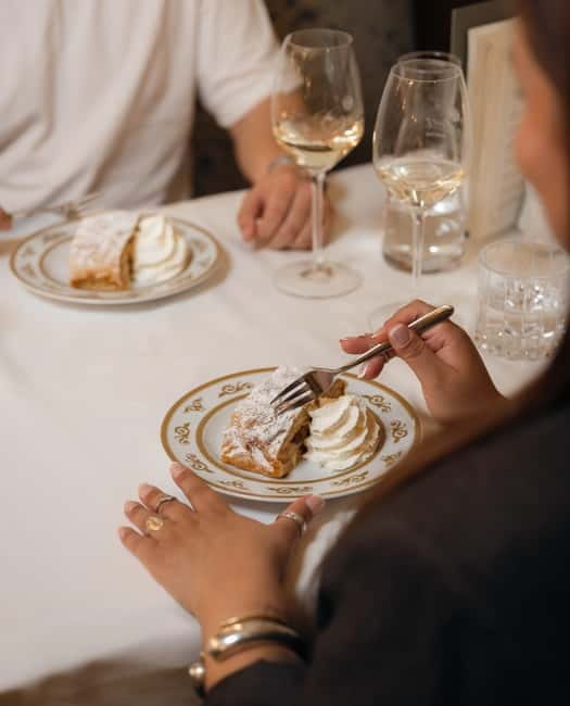 Vienna: Schönbrunn Palace Evening Tour, Dinner and Concert - Who will enjoy this evening most