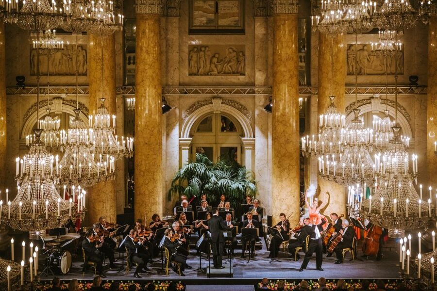 Vienna: Strauss and Mozart Concert at Hofburg Palace - A 90-minute program with plenty of variety