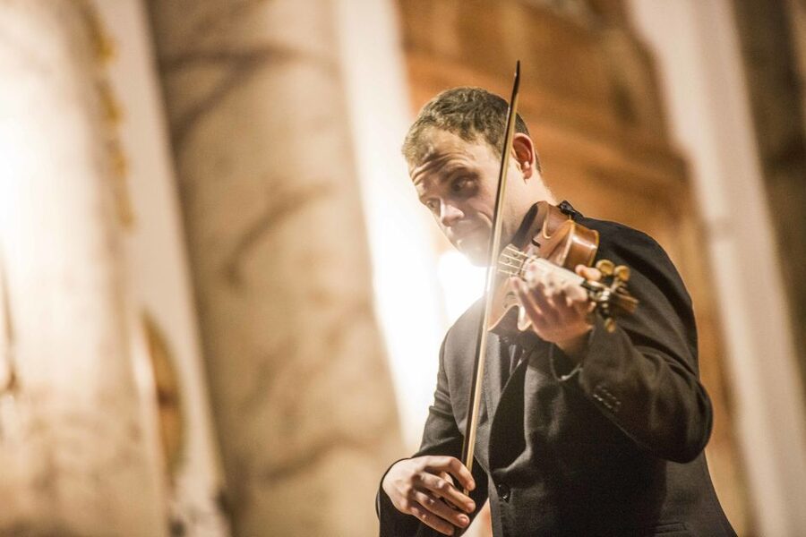 Vienna: Vivaldi’s Four Seasons Concert in Karlskirche - Arriving at Karlskirche and entering