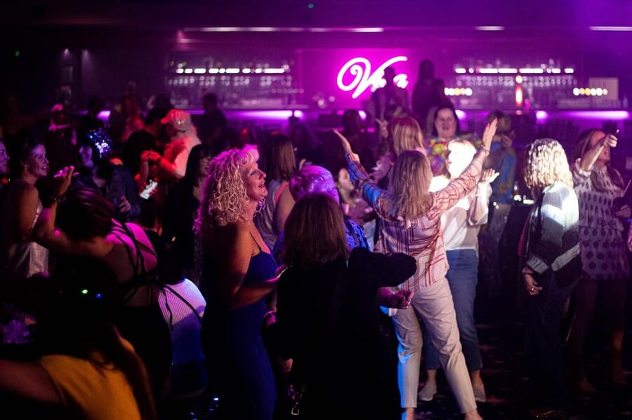 Viva Blackpool: ABBA Bottomless Brunch with Live Music - Key things to know before booking