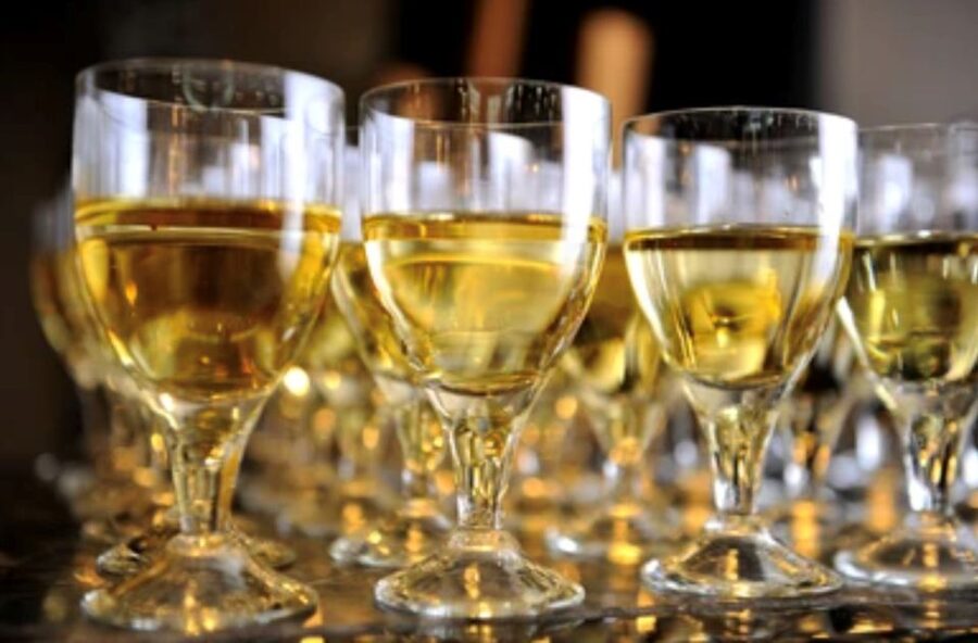 Warsaw: Chopin Concert Ticket With Glass of Champagne - Planning the concert around dinner in Old Town