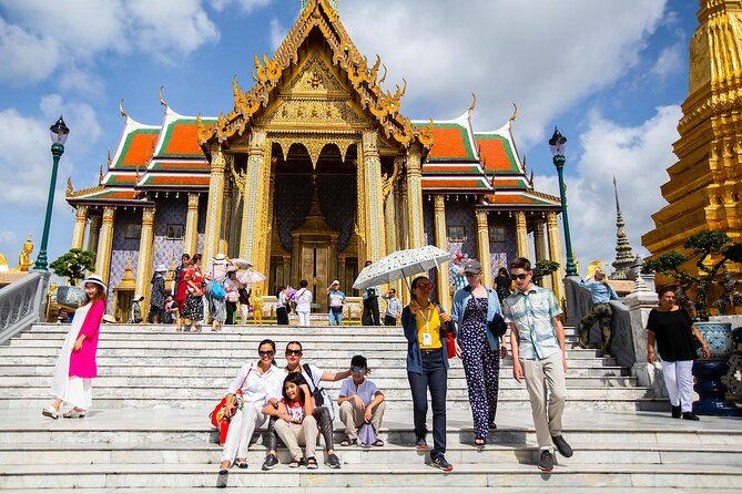 White Orchid Dinner Cruise at Bangkok with Pickup & Live Music - Key points to know before booking
